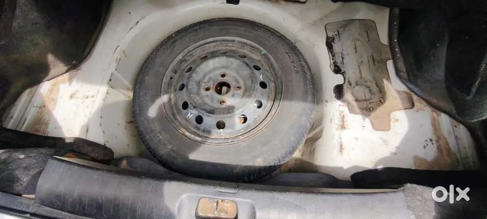 Maruti Suzuki Swift 2013