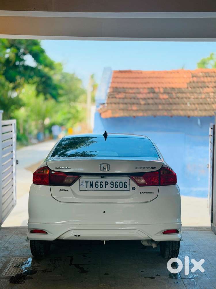 Honda Petrol Car 2015