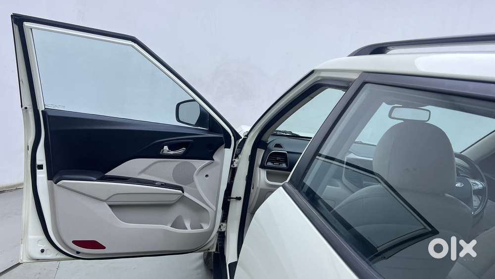 Mahindra Xuv300 W8 Option Diesel, 2022, Diesel