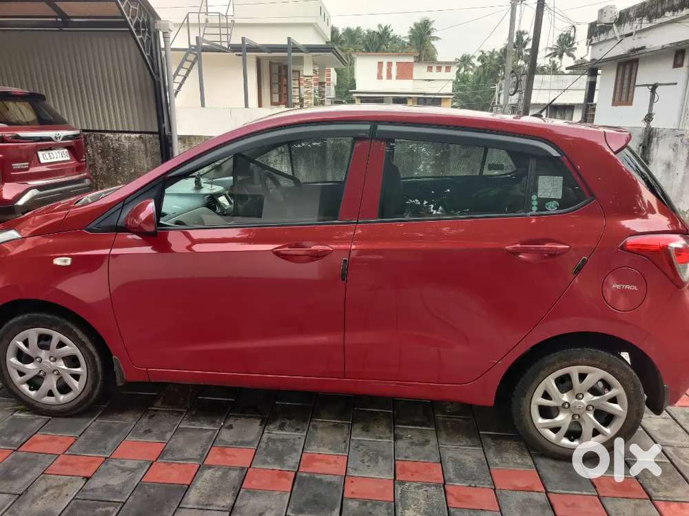 Hyundai Grand I10 2017 Petrol 39000 Km Driven