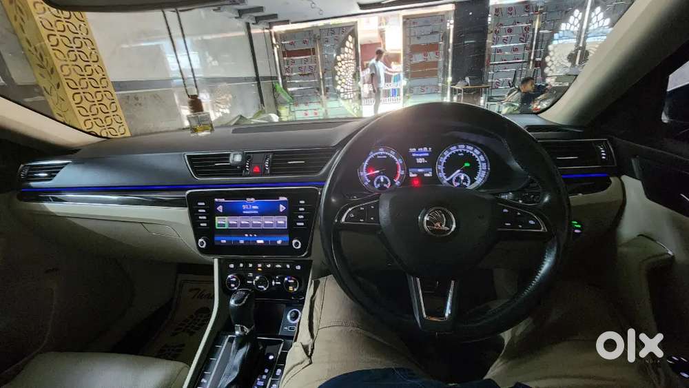 Skoda Superb 2.0 L&k , Brand New Condition