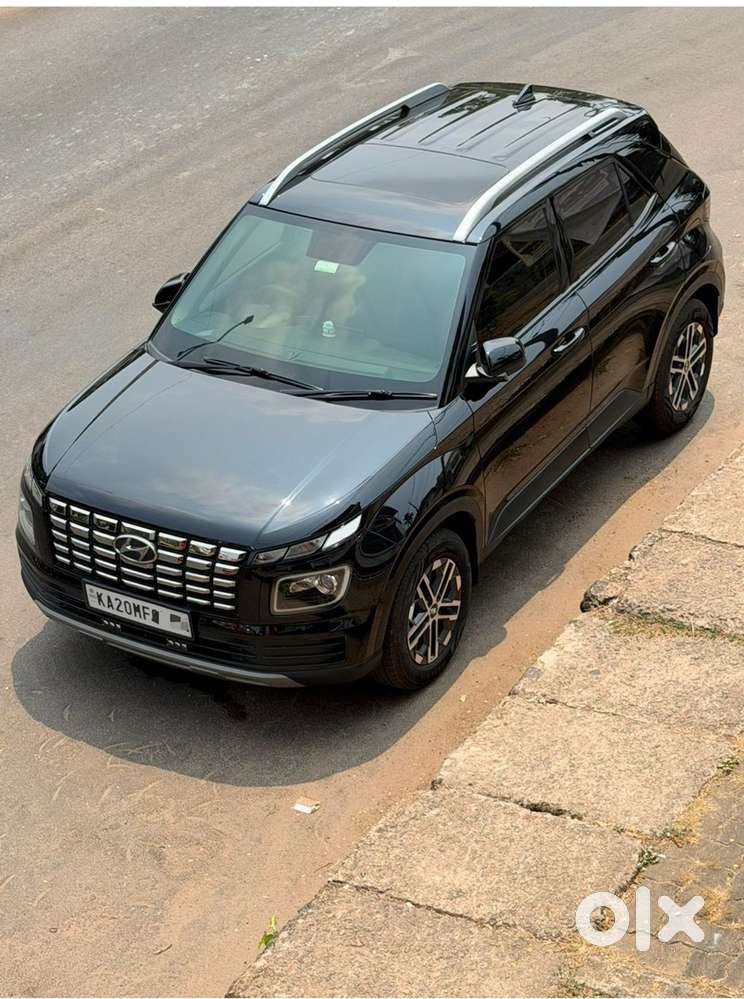 Hyundai Venue Diesel Manual 2023