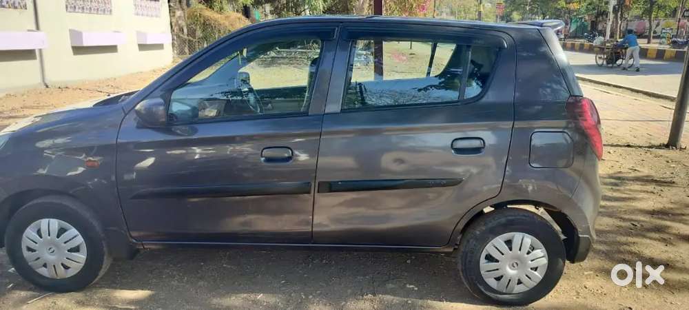 Alto 800  Pure Petrol  And File Par Dena H