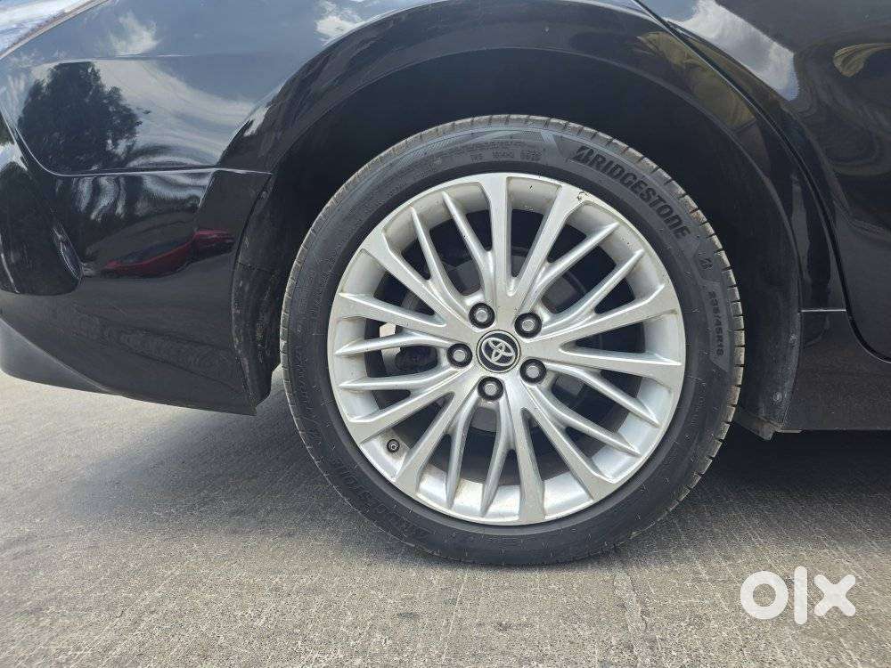 Toyota Camry 2.5 Hybrid, 2020, Petrol