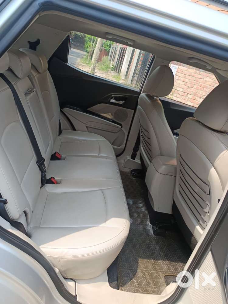 Mahindra Xuv300 W8 Diesel, 2020, Diesel