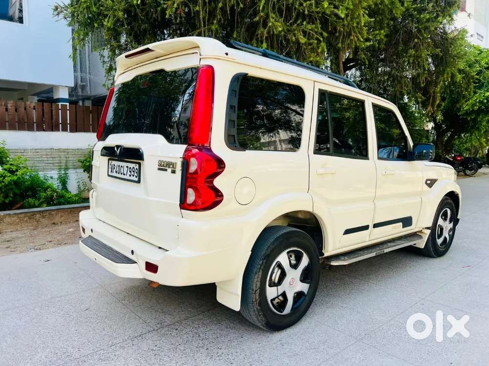 Mahindra Scorpio Classic 2024 Diesel 45000 Km Driven