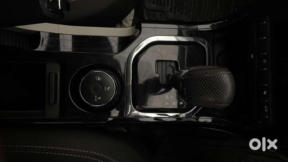 Tata Nexon 1.2 Revotron Xza Plus, 2022, Petrol