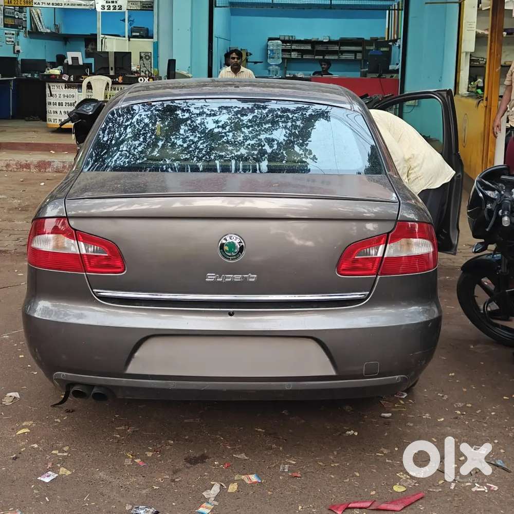 Skoda Superb 2012 Petrol Well Maintained