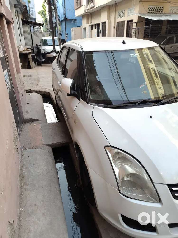 Maruti Suzuki Dzire 2010