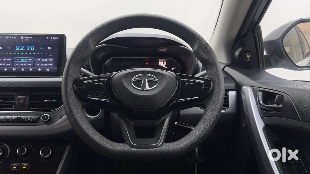 Tata Nexon 1.2 Revotron Xm, 2022, Petrol