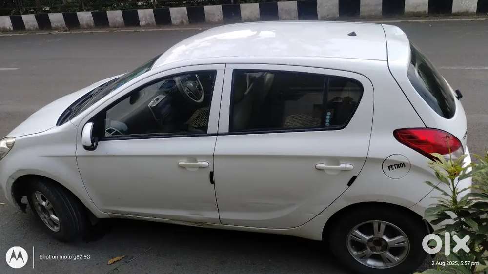 Hyundai I20 1.2 Asta 2011 ધર-ધરાવ ગાડી છે