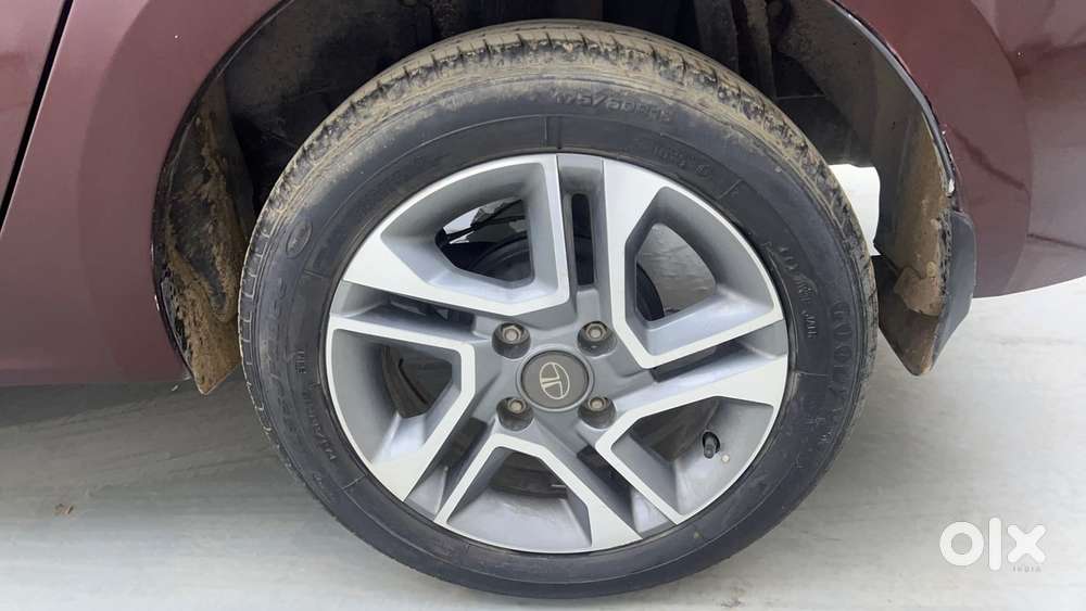 Tata Tigor Xza Plus, 2022, Petrol