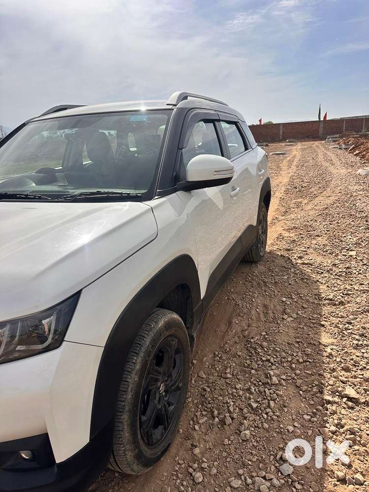 Maruti Suzuki Brezza 2025 Cng & Hybrids 18620 Km Driven
