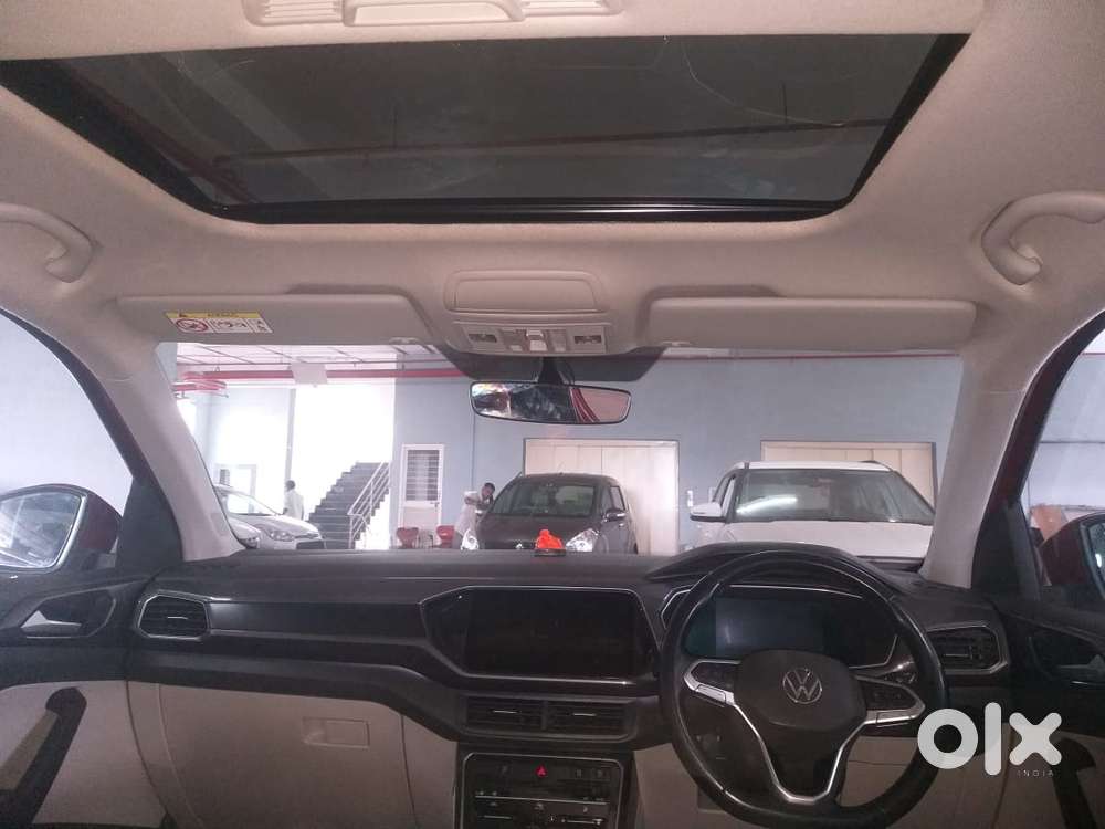Volkswagen Taigun 1.0 Tsi Topline At, 2023, Petrol