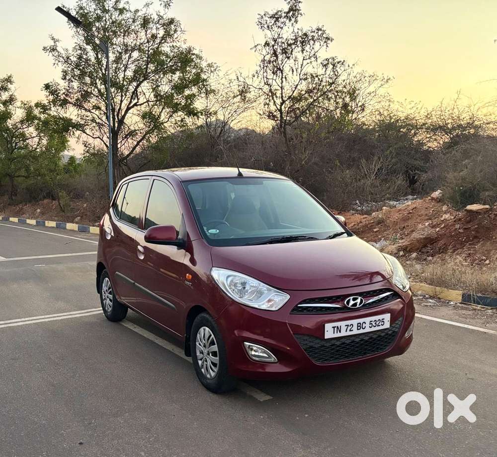 Hyundai I10 Sportz, 2015, Petrol