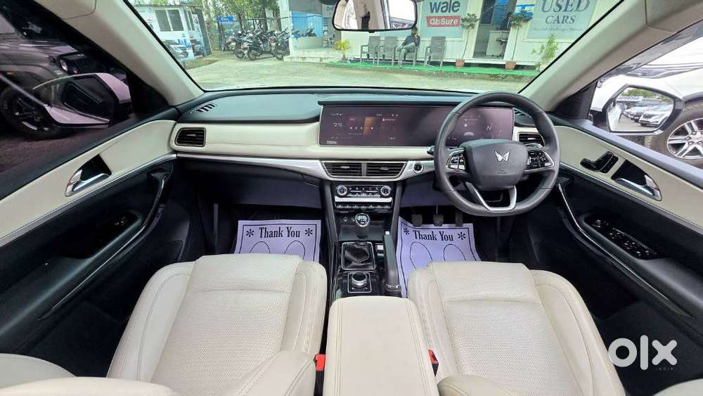 Mahindra Xuv700 2.2 Ax 7 Diesel Mt Str, 2025, Diesel