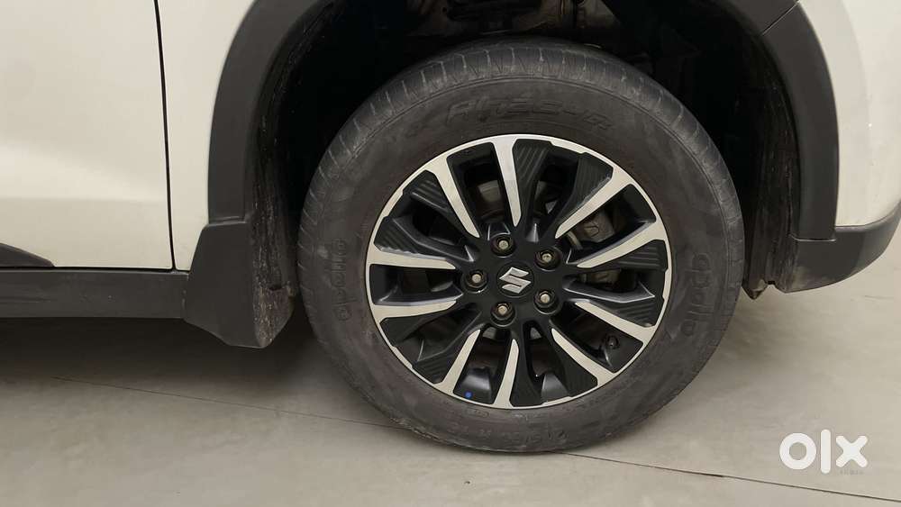 Maruti Suzuki Vitara Brezza 1.5 Zxi Plus At, 2022, Petrol
