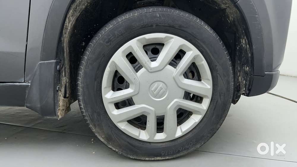 Maruti Suzuki Vitara Brezza 1.5 Vxi, 2022, Petrol