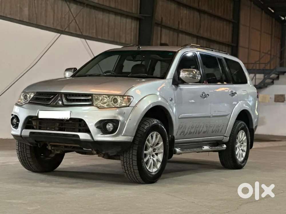 Mitsubishi Pajero Sport 2016 Diesel 100000 Km Driven