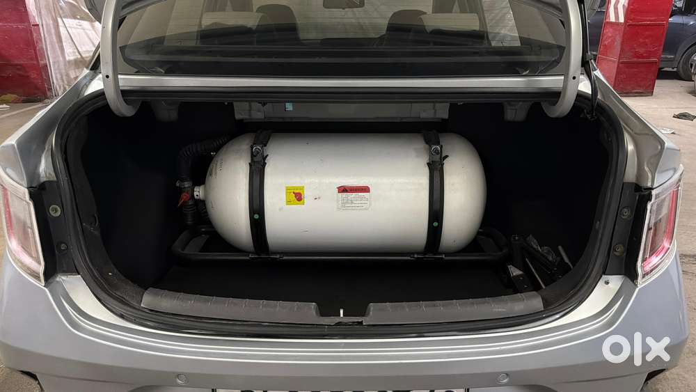 Hyundai Aura 1.2 Sx Cng, 2023, Cng & Hybrids