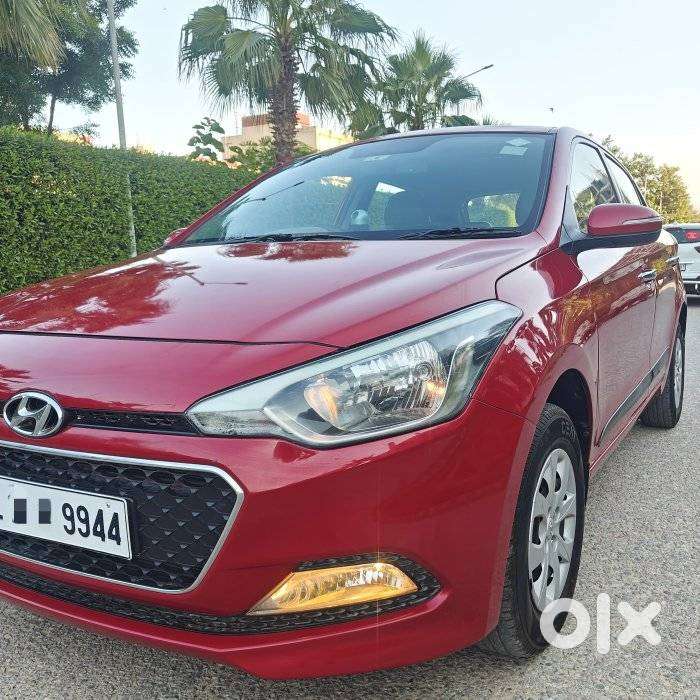 Hyundai Elite I20 Sportz (o) 1.2, 2015, Petrol