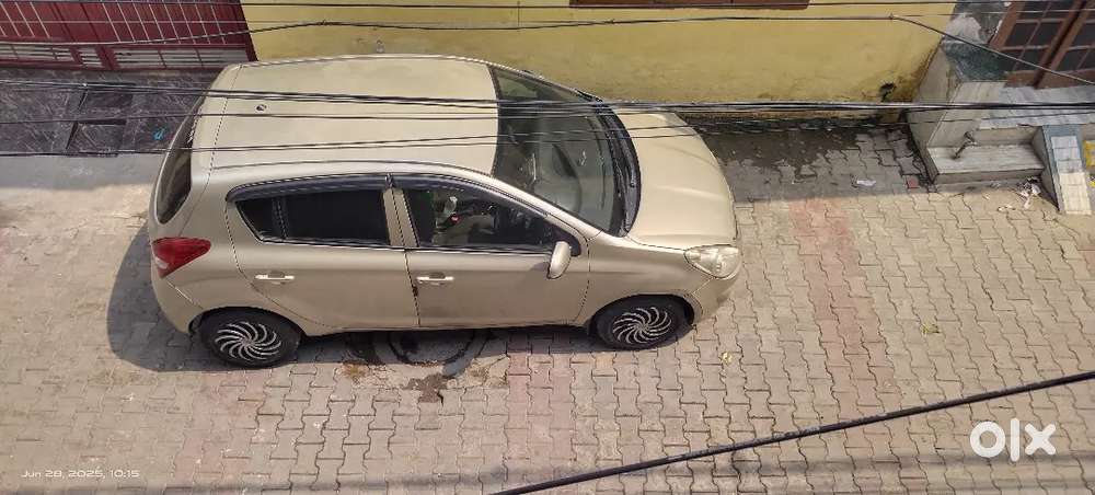 Hyundai New I20 2010 Petrol 80000 Km Driven