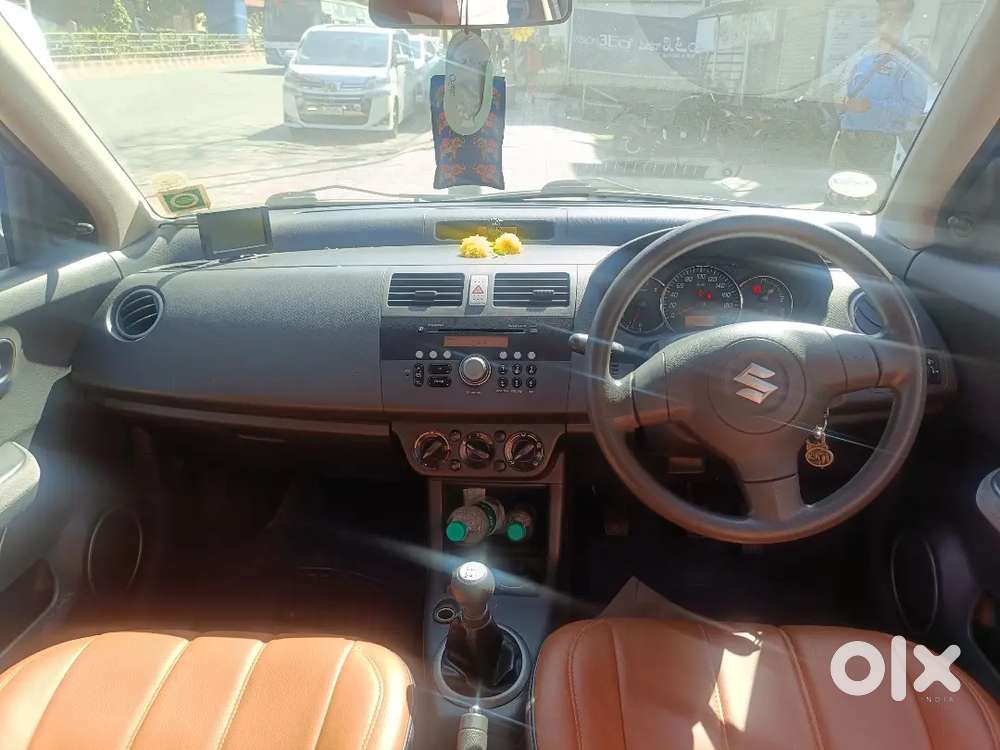 Maruti Suzuki Dzire 2009 Petrol 45000 Km Driven