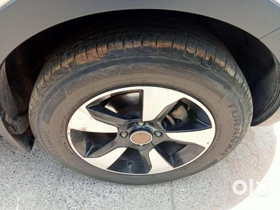 Tata Nexon 1.2 Revotron Xza Plus, 2018, Petrol