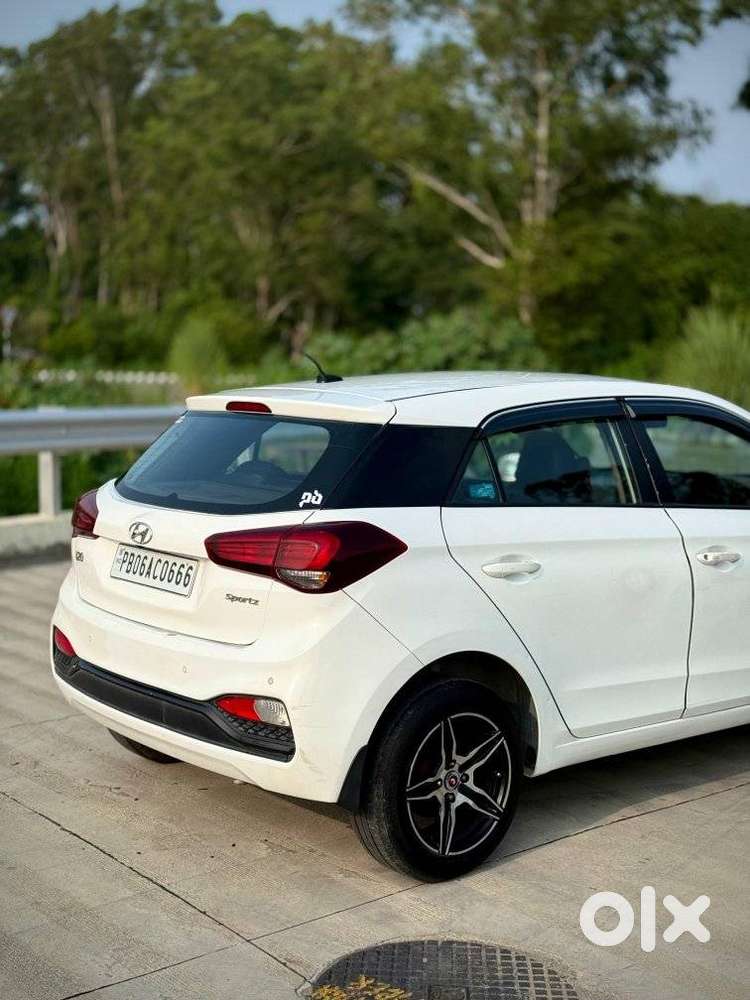 Hyundai I20 Sportz 1.2 Bs-iv, 2019, Petrol