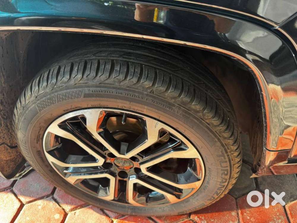 Jeep Compass 2.0 Limited Option 4x4 Black, 2023, Petrol