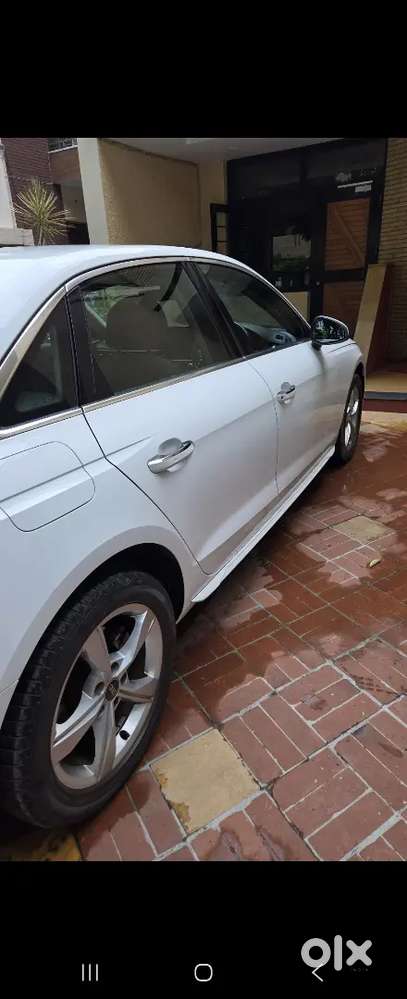 Audi A4 2.0 Petrol 2022 Technology