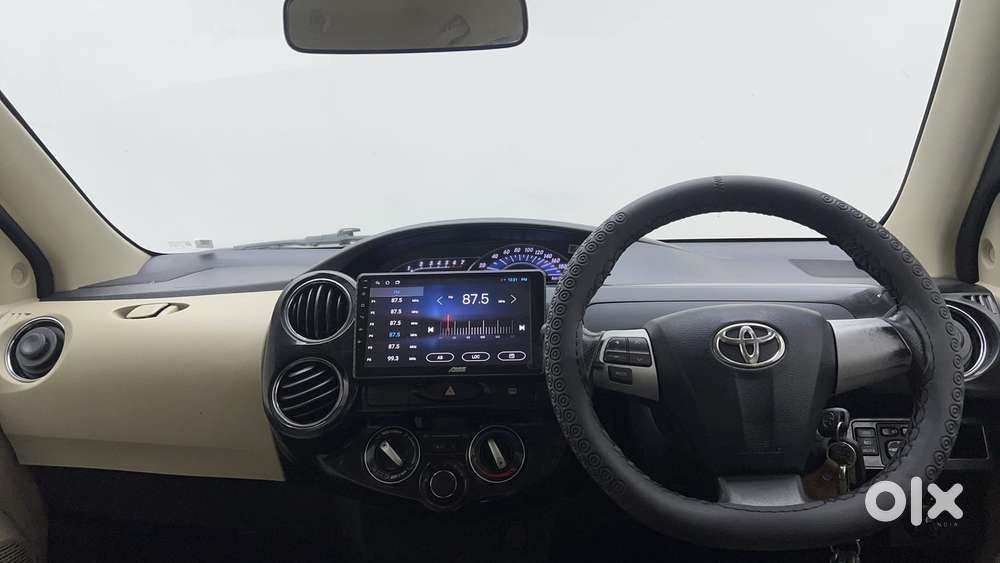 Toyota Etios Liva 2014-2016 Vx, 2018, Petrol