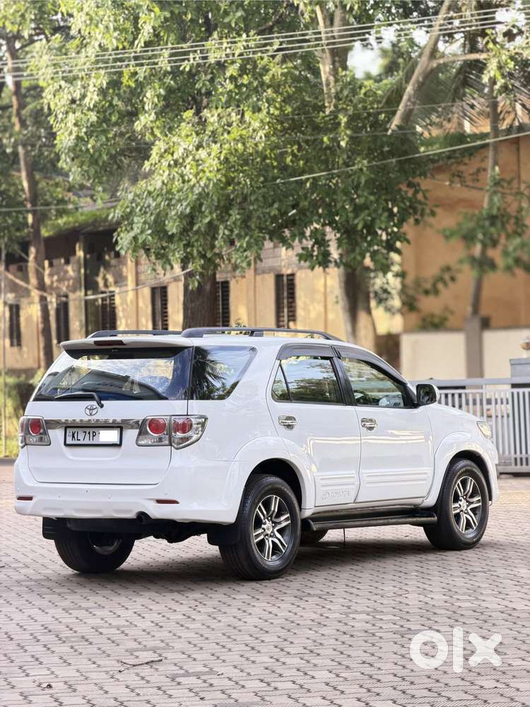 Toyota Fortuner 3.0 4x4 Manual, 2013, Diesel