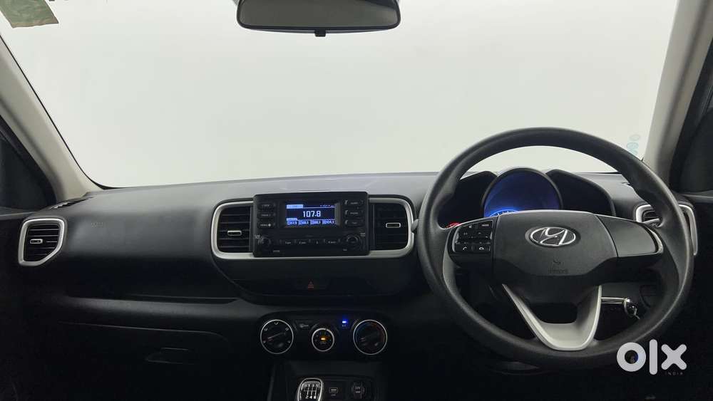 Hyundai Venue S Turbo, 2020, Petrol