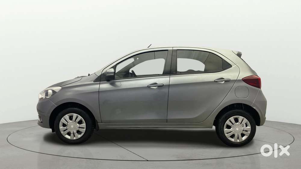 Tata Tiago 1.2 Revotron Xza, 2018, Petrol