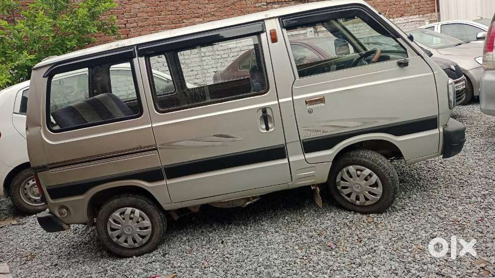 Maruti Suzuki Omni 8 Seater, 2010, Petrol