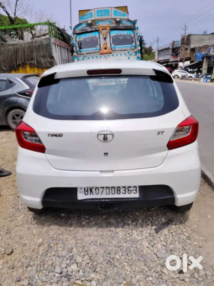 Tata Tiago 2018 Petrol 175000 Km Driven