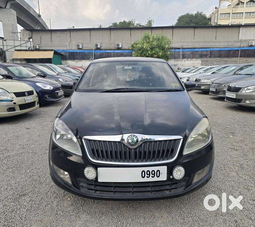 Skoda Rapid 1.6 Mpi At Ambition Plus, 2011, Petrol