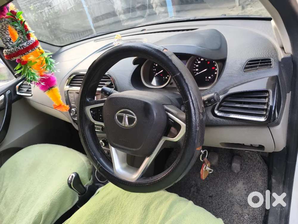 Tata Tiago Xz Opt 2017 Car