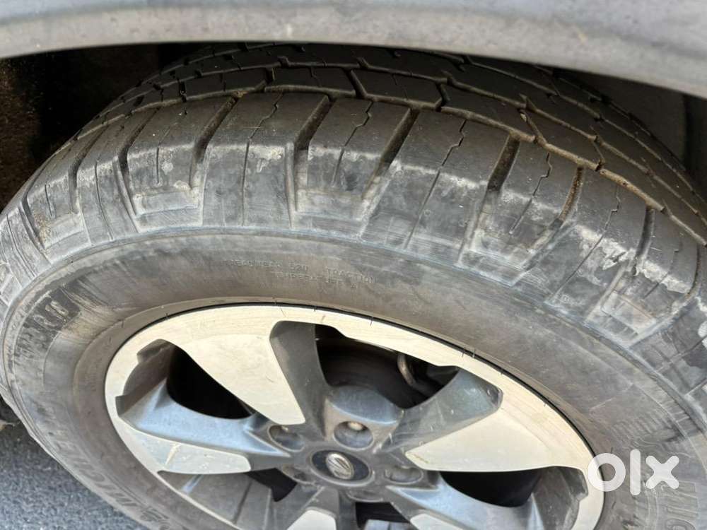 Mahindra Alturas G4 2019 Diesel Well Maintained