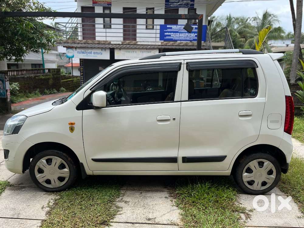 Wagon R Vxi Automatic  2017 Single Owner  21 K Driven Well Mainted