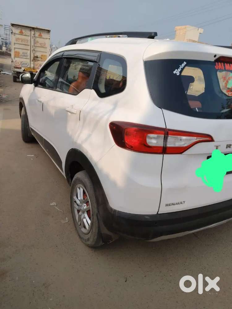 Renault Triber Facelift 2021 Petrol Good Condition