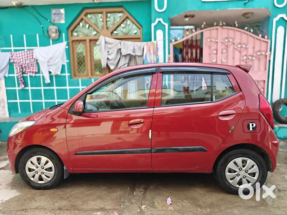 Good And Neat Condition Petrol+lpg (modified Projectr Light)