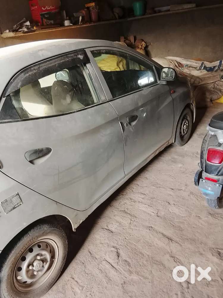 Hyundai Eon 2017 Petrol 165000 Km Driven