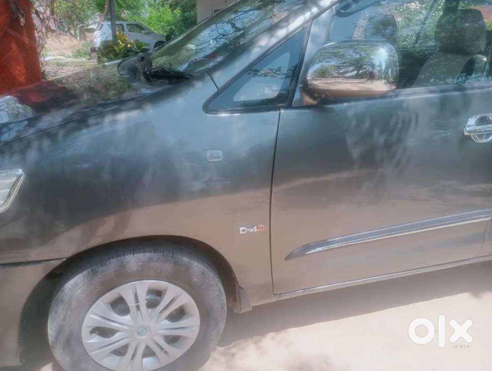 Toyota Innova 2013 Diesel Well Maintained