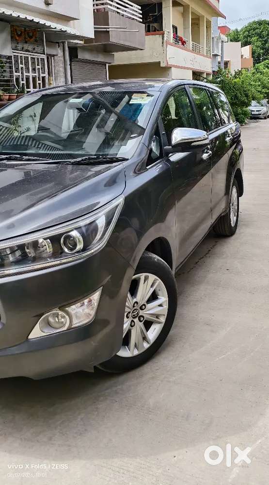 Toyota Innova Crysta 2016 Automatic 2.8 Z