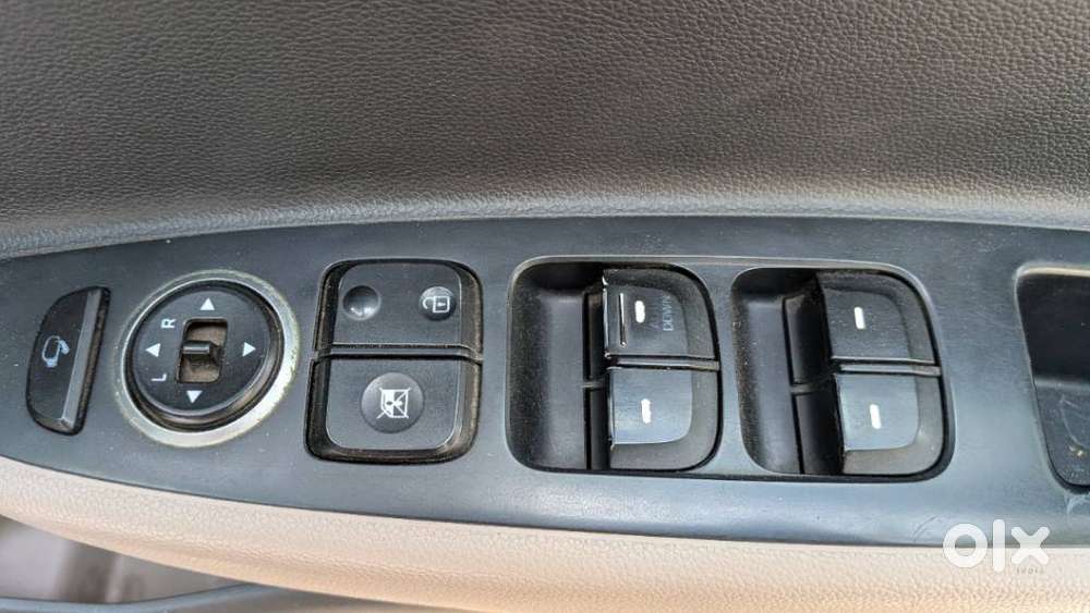 Hyundai Grand I10 1.2 Sportz(o) Dual Tone, 2014, Petrol