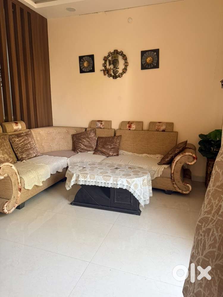 2 BHK fully furnished flat in Coral woods Hoshangabad road