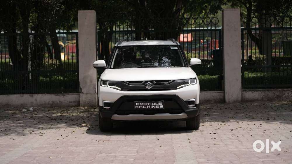 Maruti Suzuki Brezza 1.5 Zxi At Smart Hybrid, 2022, Petrol
