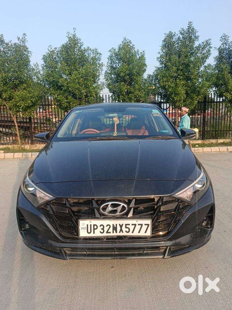 Hyundai I20 Asta (o) 1.2 Mt, 2023, Petrol